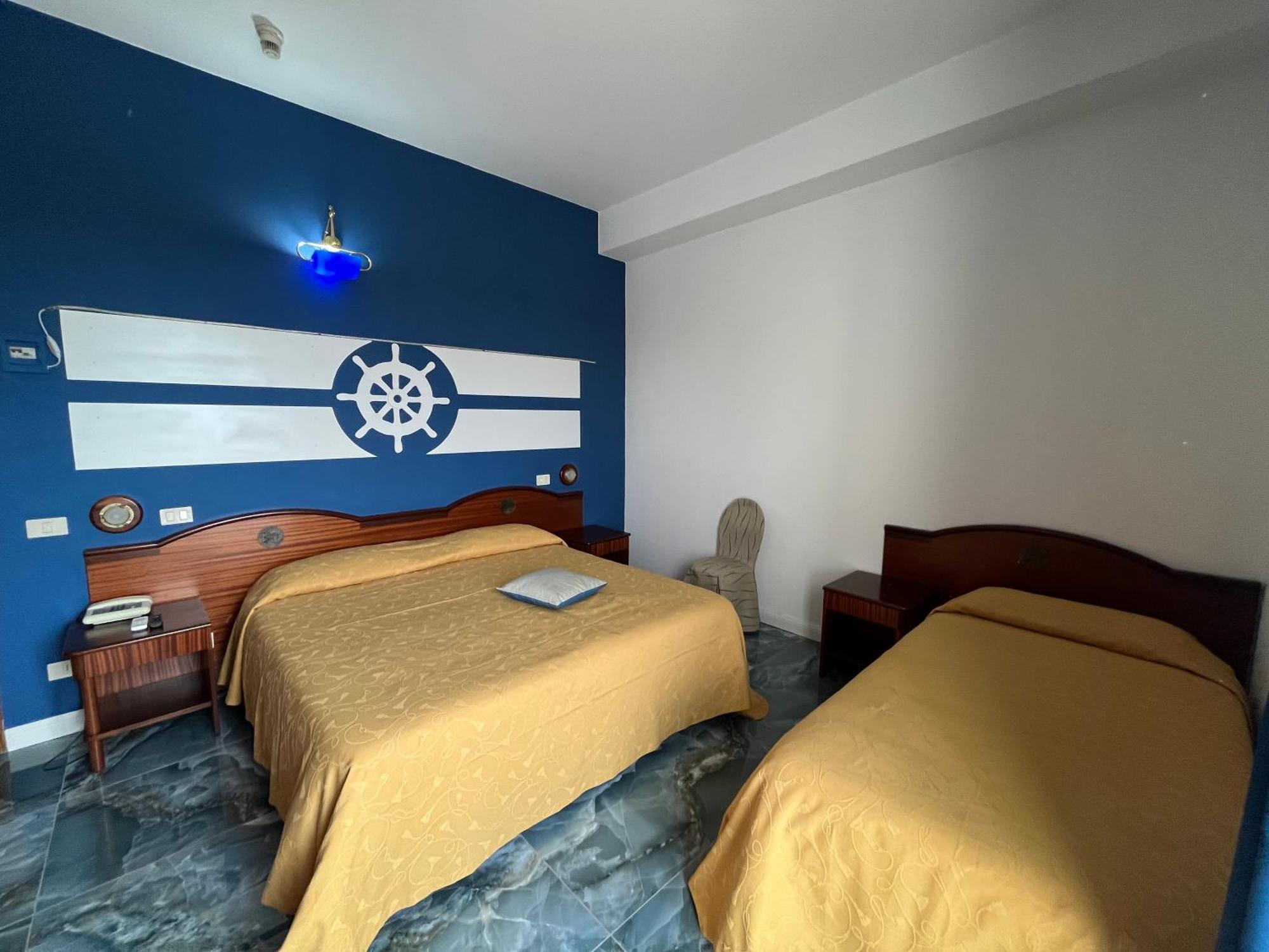 Hotel La Carruba Cetraro Exterior foto